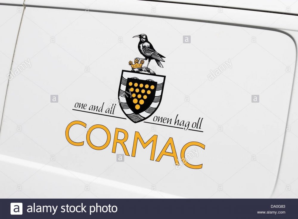 cormac-cornwall-council-logo-on-the-side-of-a-council-van-DA0G83.jpg