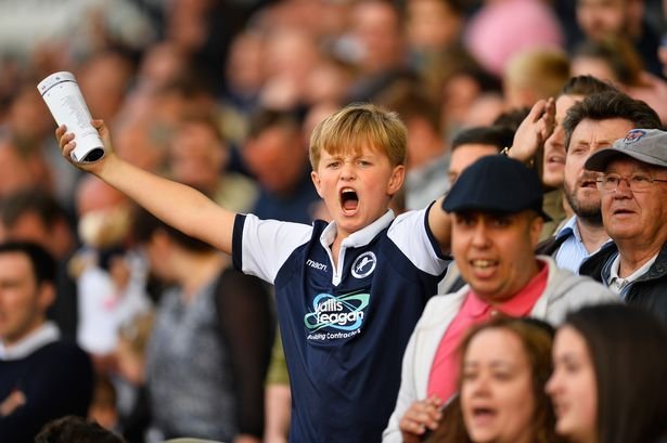 tmp_9289-Millwall-fans101274370.jpg.d0953ee4fc74d648db3f52a62cb41f33.jpg