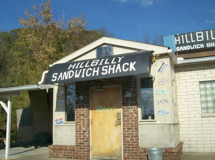 hillbilly-sandwich-shack-700x524.jpg.d0d73ef5210178490a9508c1badccb89.jpg