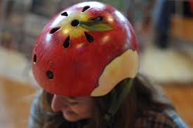5a4690d9bbe5e_Applehelmet.jpg.1480561cbcfbee2d6d890bd468de5fe0.jpg
