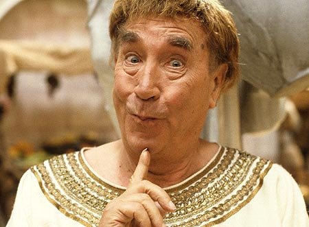 frankie-howerd-pic-rex-256328675.jpg.34074add68ec78481d3a973ecec209f6.jpg