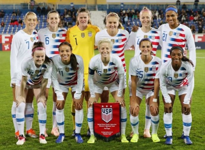USWNT.JPG.39be298d5cb2a4693fe47f9c619ca130.JPG