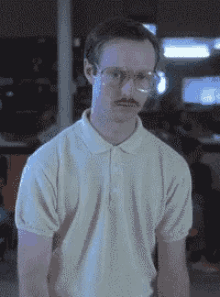 611441761_tenor(1).gif.d33fdc67adb31f210e26606acac1509a.gif