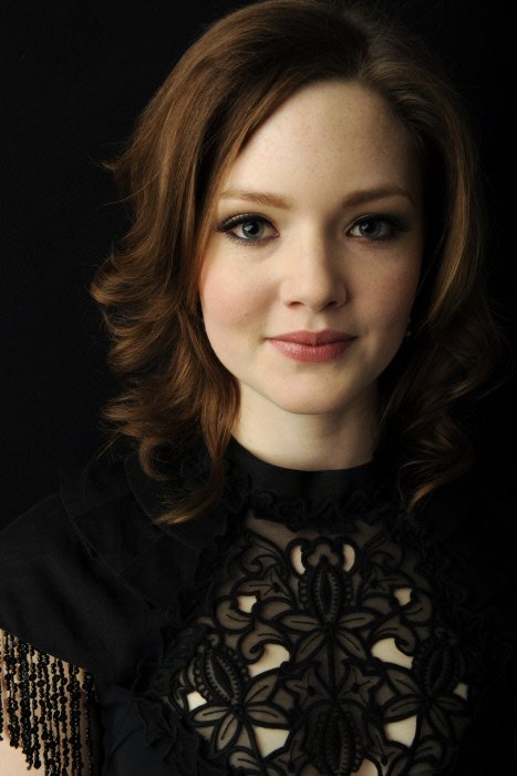 Photoshoot-holliday-grainger-23779504-467-700.jpg.1bb8fd899c6f134c46b1f85737c08e0b.jpg