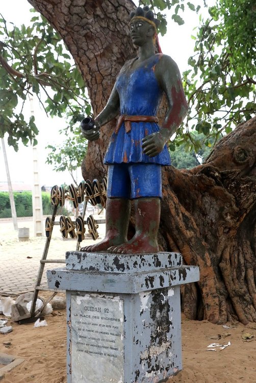 ouidah-degli-schiavi-benin-cleo-1116-copia.jpg