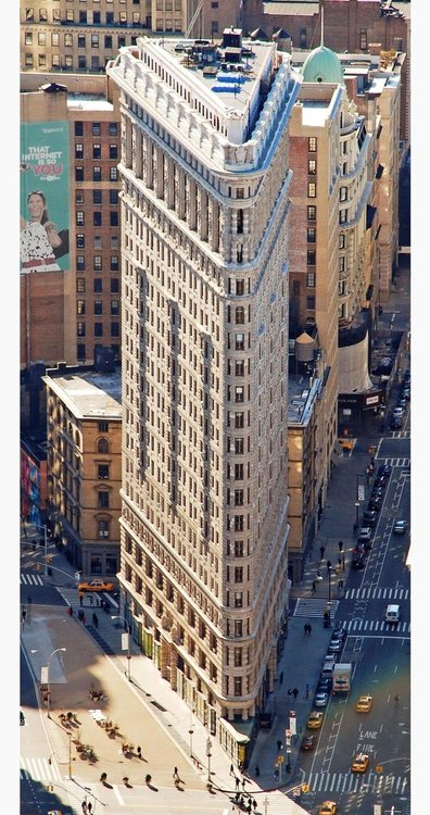 Edificio_Fuller_(Flatiron)_en_2010_desde_el_Empire_State_crop_boxin.jpg