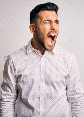 trois.JPG.df6b89c414f5ce9a879d15b12e5bf63d.JPG