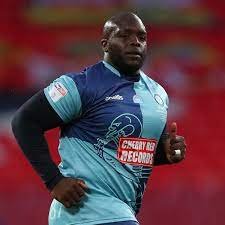 akinfenwa.jpg.bbe6364fc50cd2b99489dc3e686d42f5.jpg