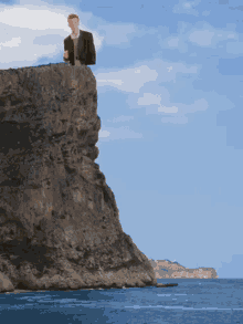 F922D330-CF08-4694-B1D7-2BF9FD277962.gif.1c813367a60b4e0528e7185afb2e8559.gif