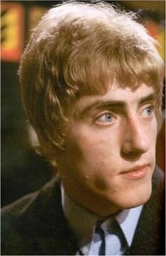 daltrey1.jpg.8e16fe2d2855b615736877ebbe804d33.jpg