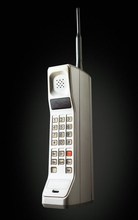 1439556495_mobilephone.thumb.jpg.7626ef0ba75f8389fd60071dcb4f6c42.jpg