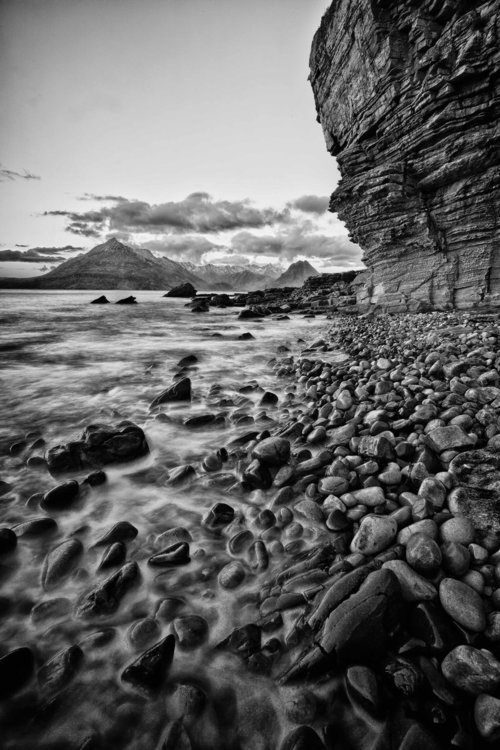 Elgol.thumb.jpg.b9ce1164a22d385ea8b668fc4f32c2e1.jpg