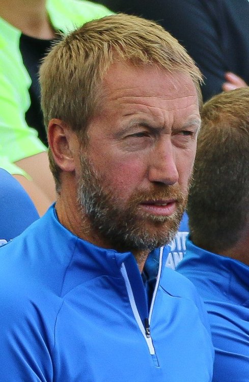 Graham_Potter,_Brighton_&_Hove_Albion_vs_RCD_Espanyol,_30_July_2022_(1)_(cropped).jpg