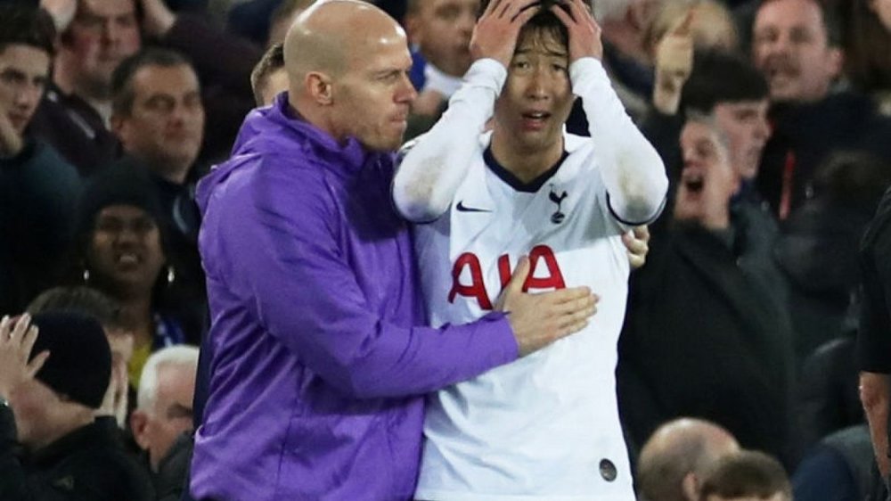 1440x810_support-for-tearful-red-carded-son-after-gomes-injury.jpg