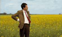 mr-bean-checking-time.gif.dbe3bf90eaa00f599aa1a9d03b3a6fa5.gif